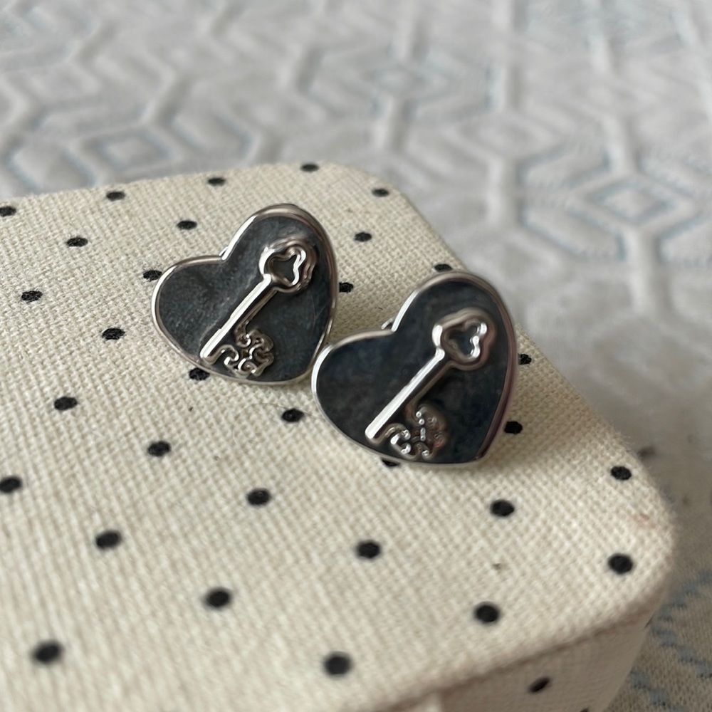 Tory Burch Earrings Hearts